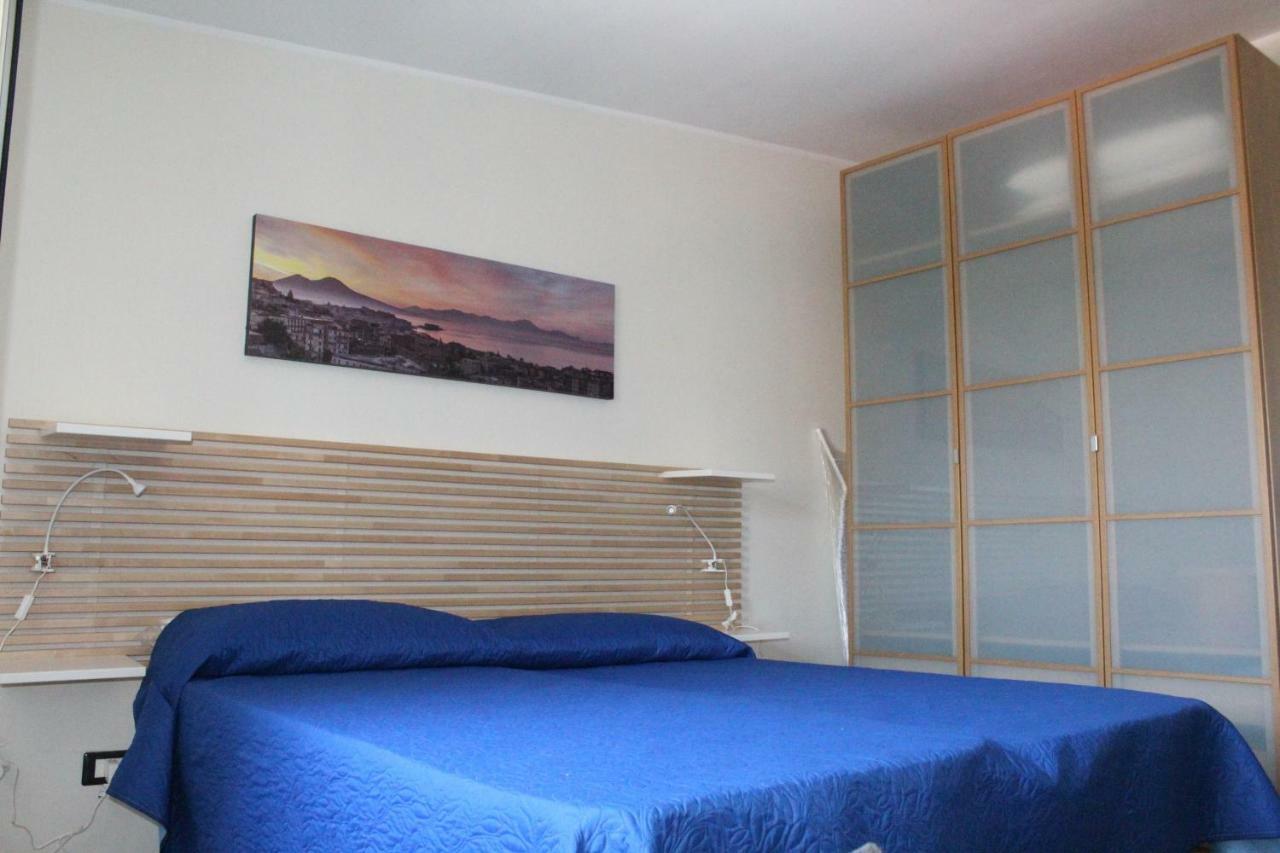 L'Occhio Sul Vesuvio Appartamento Con Terrazza Privata E Casa Vacanza Senza Terrazza Privata Naples Exterior photo